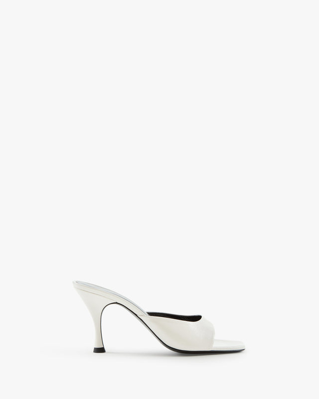 Sleek Mule in White Leather